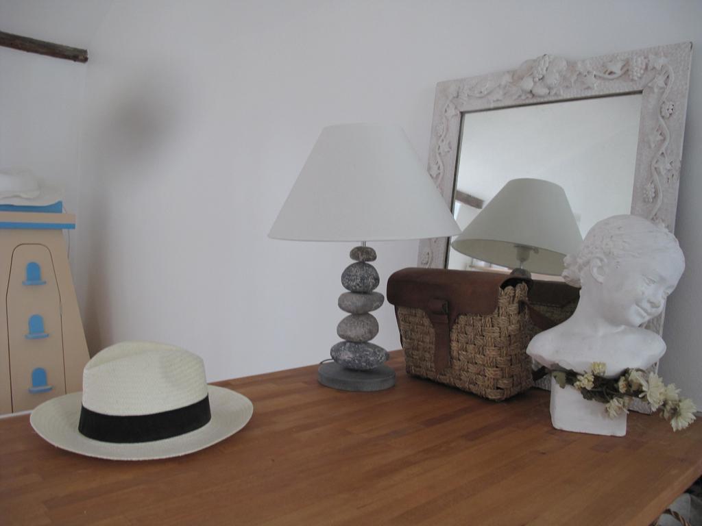 La Maison Bleue, Authentique Et Charmante Maison De Pecheur 滨海图维列 外观 照片